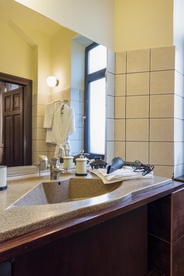 Sweet Dreams Suites Piata Romana Bukarest Eksteriør billede