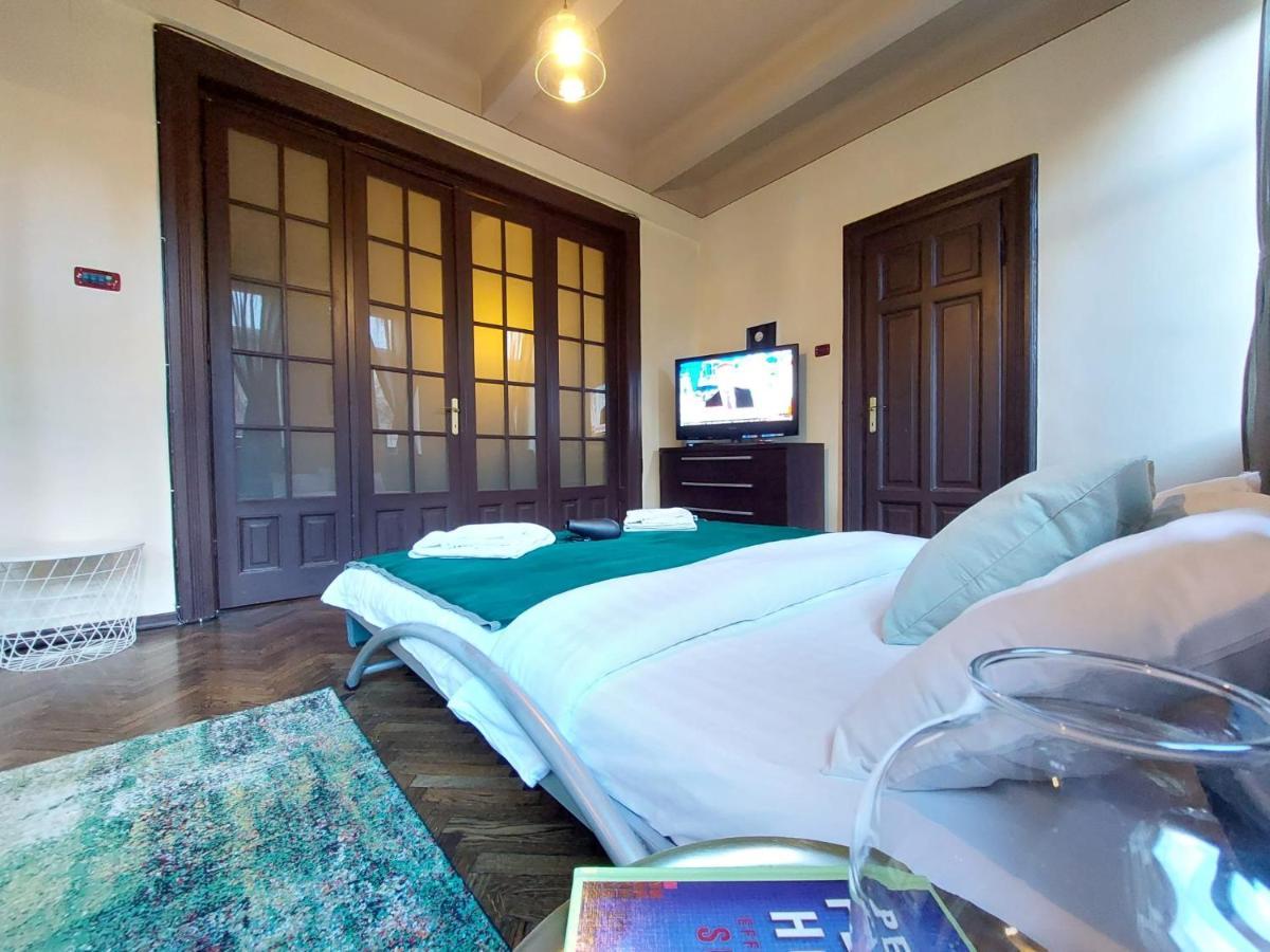 Sweet Dreams Suites Piata Romana Bukarest Eksteriør billede